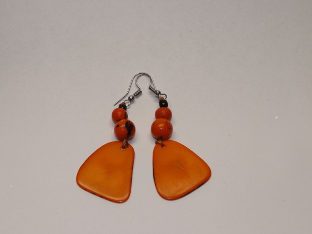 Boucles d'oreille Ivoire végétale Longue